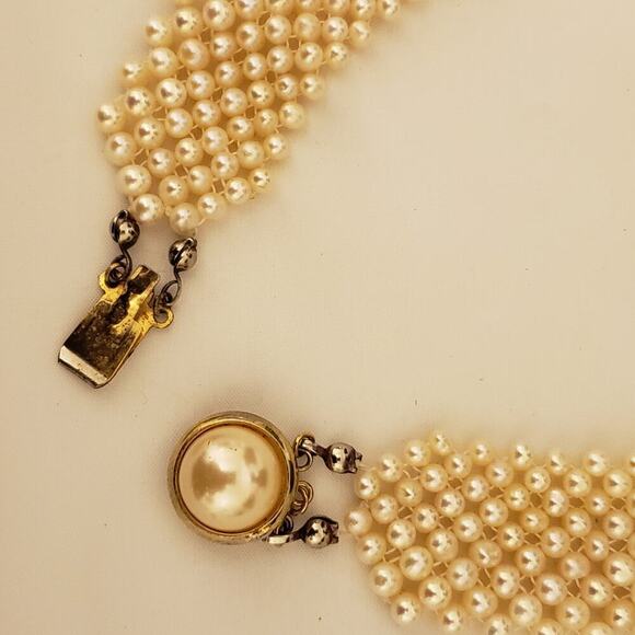 Netted Faux Baby Pearl Necklace/Choker - Picture 5 of 6